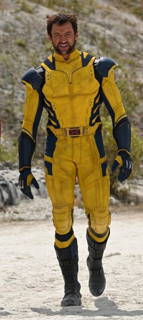 HQ look at Hugh Jackman’s comic-accurate #Wolverine suit ⚔️