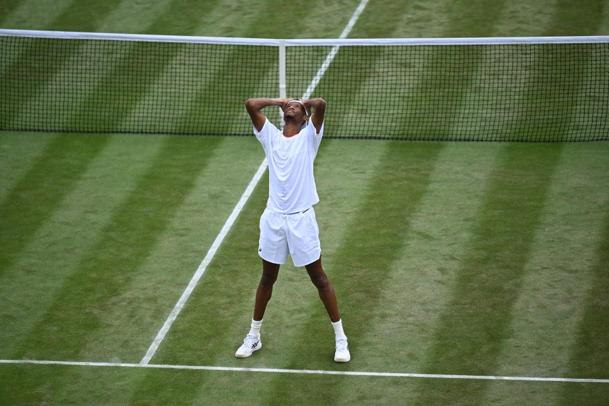 Wimbledon's tweet image. The emotions of reaching a first Grand Slam quarter-final 🙌

#Wimbledon | @chris_eubanks96