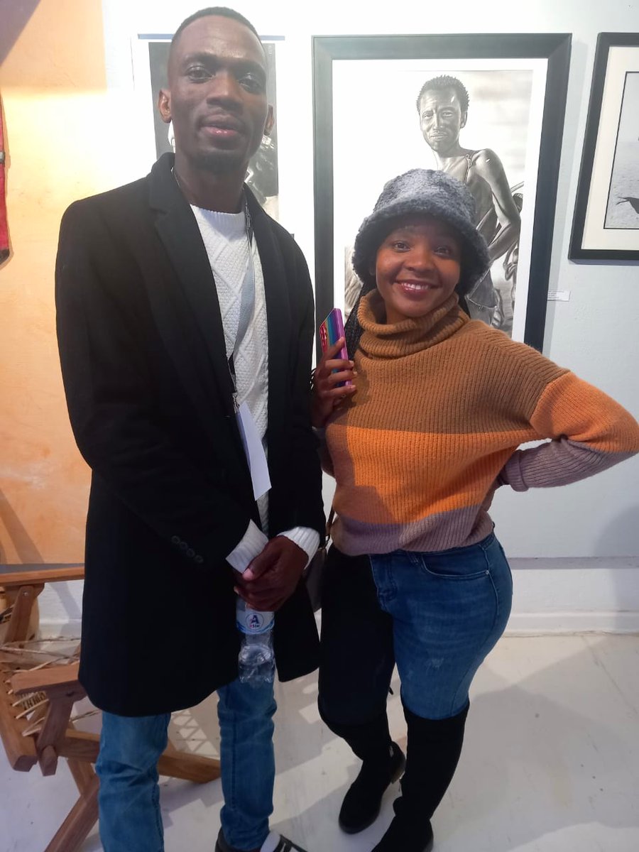 PhobsenEnos's tweet photo. National Arts Festival 2023-
It was 🔥🔥🔥
Our piece titled "Boswa" (that got position 1 at the regional level competition) proceeded to the nationals and secured 2nd position🥈
The piece is currently displayed at the national museum and it is for sale. https://t.co/K5u8XUfeIM