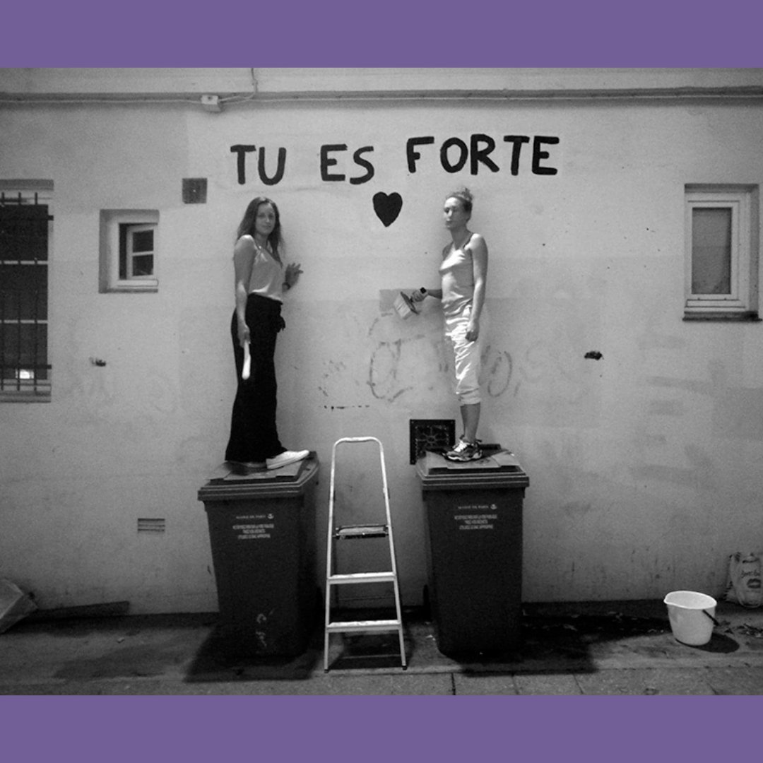 tassesdethe's tweet photo. Nouvel épisode en ligne !
Un traumatisme c'est toujours un trop plein d'émotions. Louise, psychologue et Camille, nous donnent de précieuses clefs pour comprendre les séquelles des victimes, et montrent la possibilité de s'en sortir.
#podcast #tuesforte #jetecrois https://t.co/VAzbNUuw5R