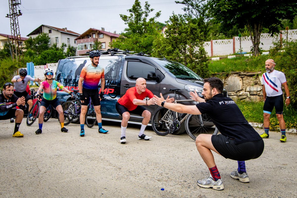 ptakademi's tweet photo. 4 gün süren BoostCamp West Black Sea dump!
#boostcamplive #boostcamp #boostcampbatikaradeniz https://t.co/081XbCg8eh