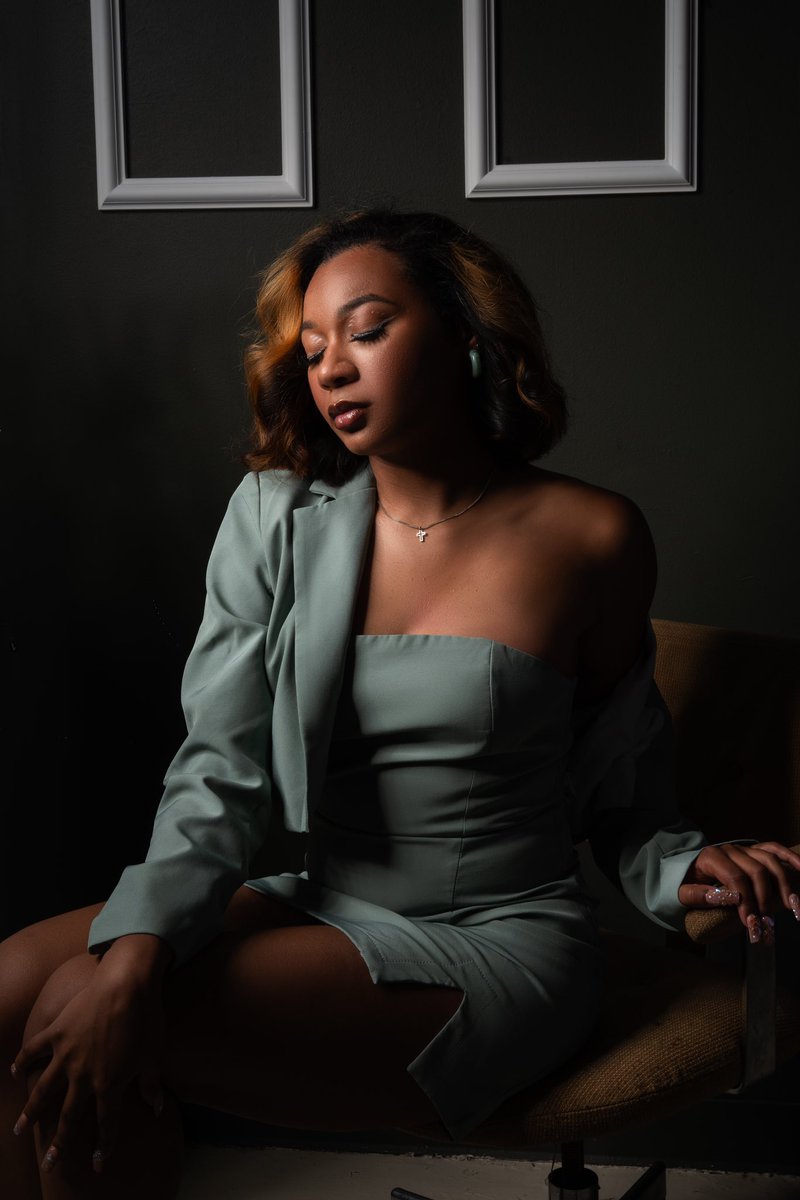 philotsoftweets's tweet photo. Anywho, there’s many talented black women photographers with open books that will get the job done. 🙋🏾‍♀️ if I’m not a good fit I know plenty and can plug you. https://t.co/EjLbamKsg2