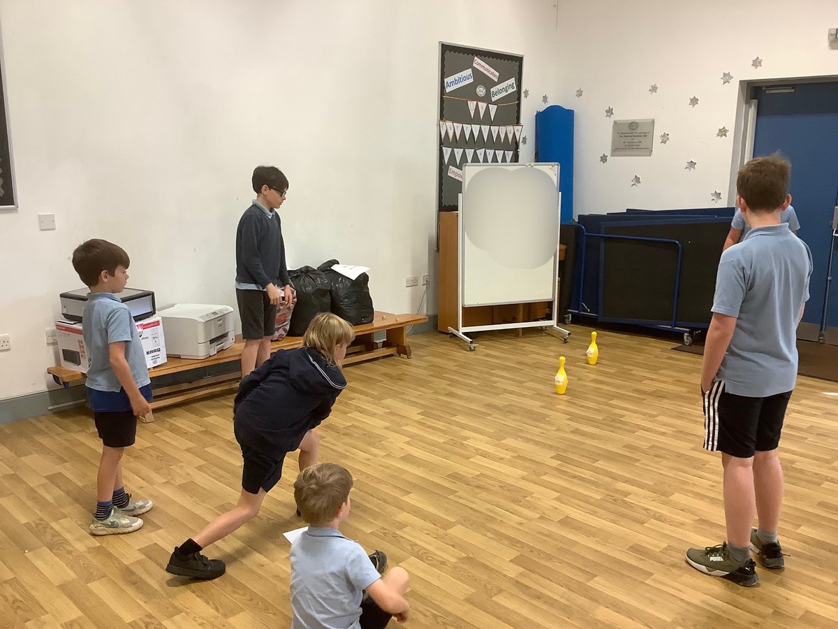 CosgrovePrimary's tweet photo. Class 3 are in full flow leading Class 1 in their Maths activities.
We’ve got problem solving, finding all possibilities and systematic working.
Not bad for Monday Morning Maths Mayhem!
#MakingMemories #cosgroveFamily #MathsinSchool #MathsMorning #MakingMathsFun https://t.co/KMwbV2N3dX