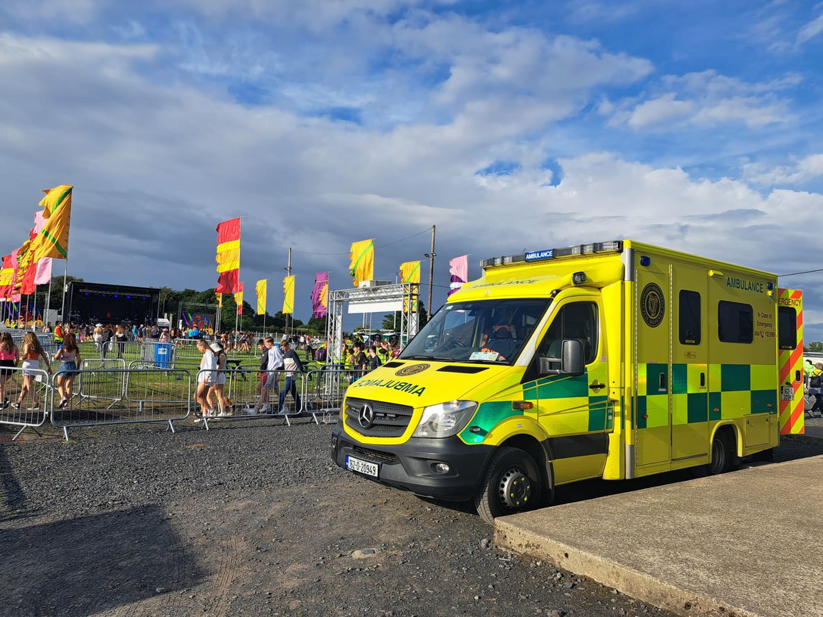 civildmayo's tweet photo. Our #MedicalSupport Team continued a busy weekend attending #Amplified @Foroige event in Knockmore on Saturday evening and #LiquidMotion Triathlon in Ballina on Sunday morning. 

Thanks to all our #Volunteers who made themselves available to support our community over the weekend https://t.co/tGRswVcURB