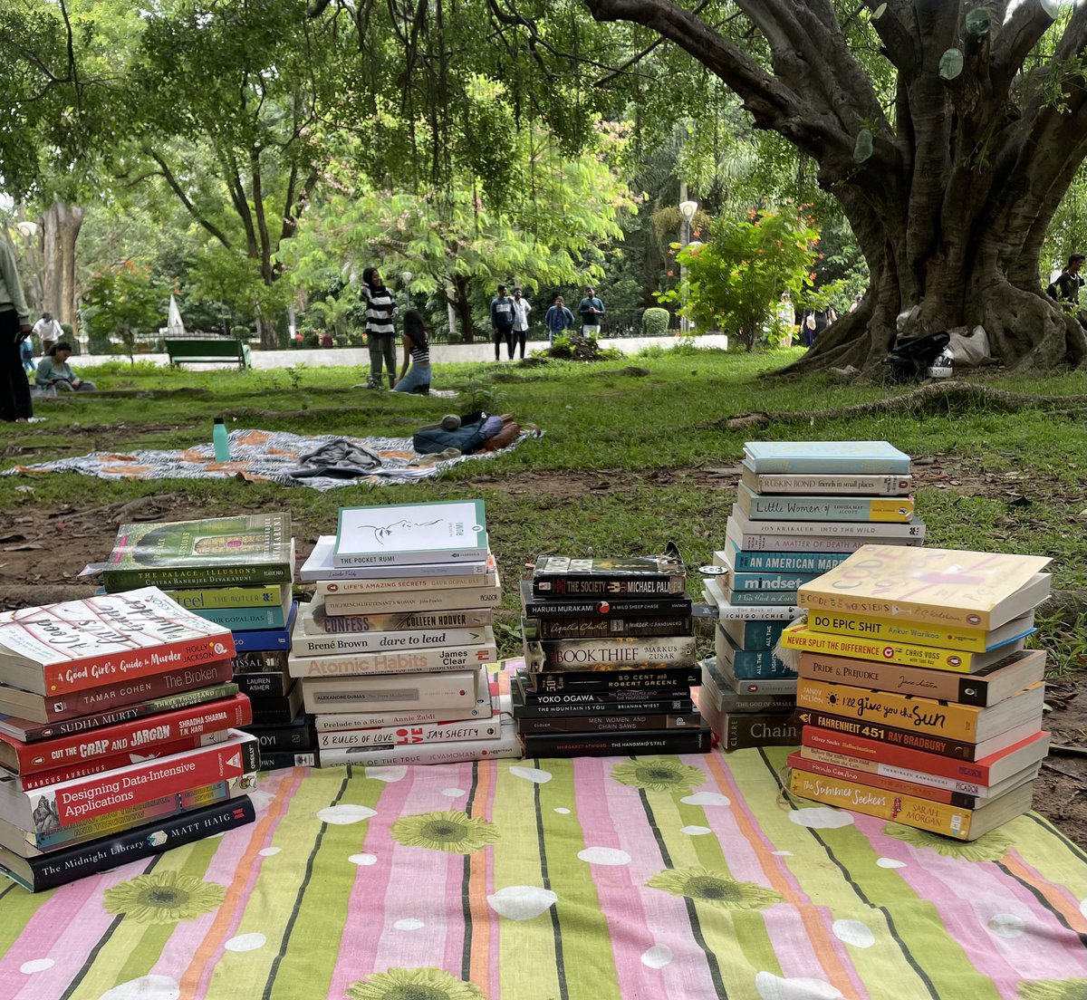 Lalbagh Reads tweet media