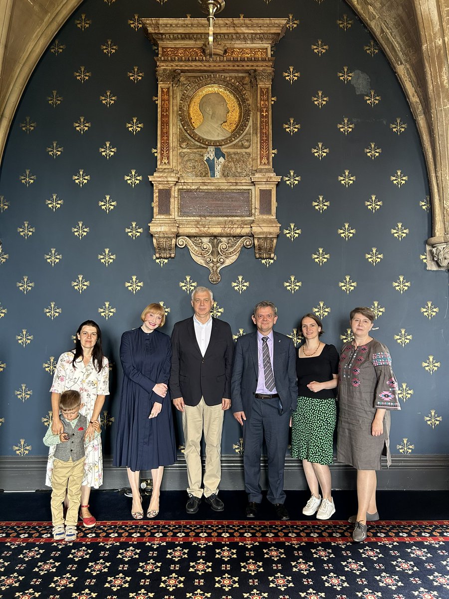 A privilege to host Prof Kvit, President of National University of Kyiv-Mohyla Academy, and colleagues, at @UofGlasgow today. A unique occasion to reflect on our growing partnership and to explore opportunities across L&T, research & mobility. Welcome to #TeamUofG #TwinforHope