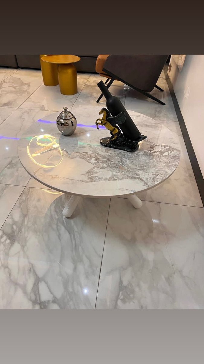 LessismoreF's tweet image. Introducing our exquisite marble coffee table, where luxury meets timeless beauty. 

The high polish pure marble stone top effortlessly captivates your attention, a true testament to quality. 

Supported by a legged orb design, this coffee table elevates your space to new levels