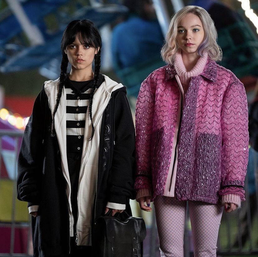 When you want to watch Oppenheimer but your girlfriend want to watch Barbie.

#wenclair