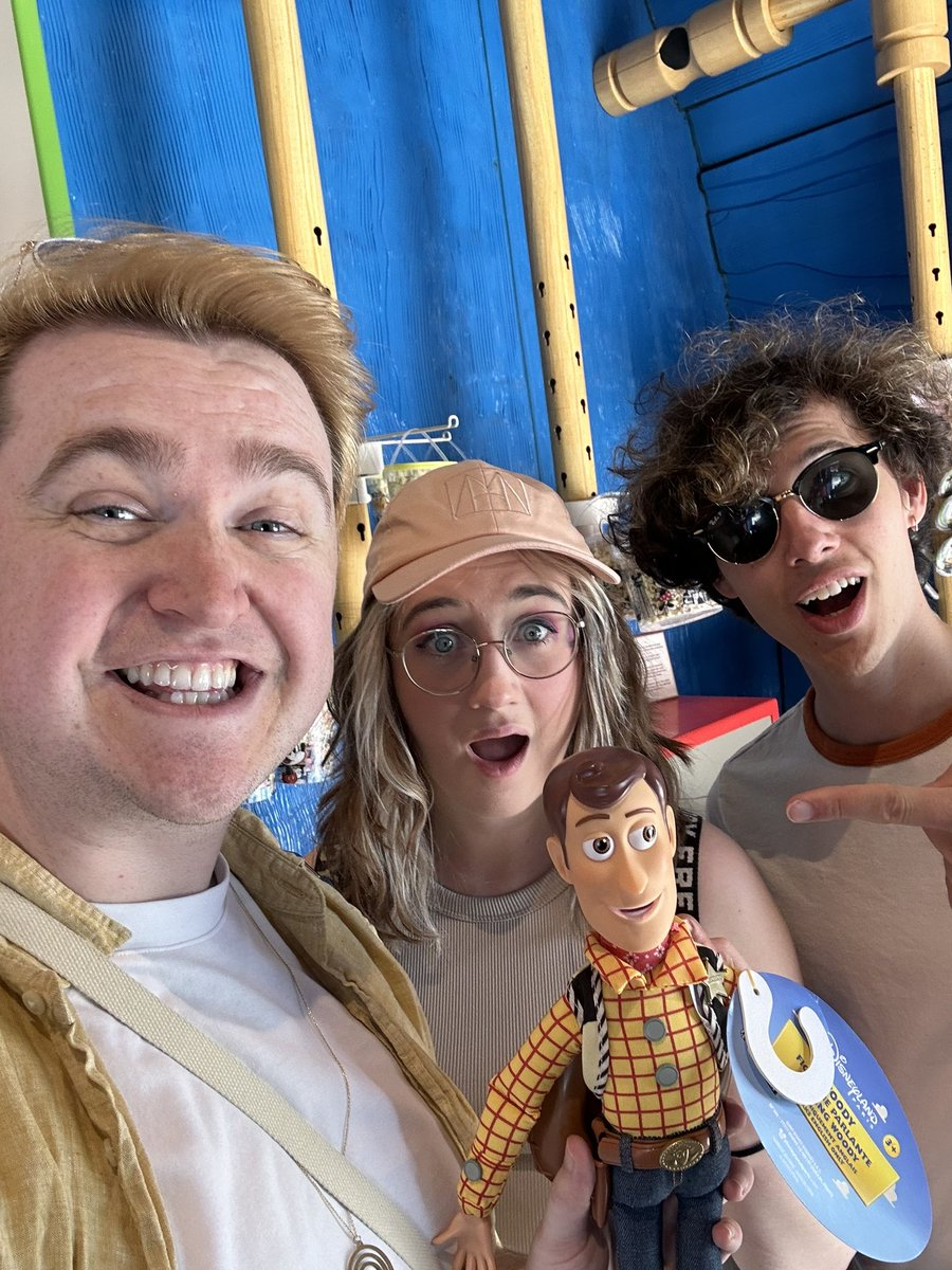 Smajor1995's tweet photo. We met @SolidarityCoUK!!! https://t.co/WUxD1a6f1H