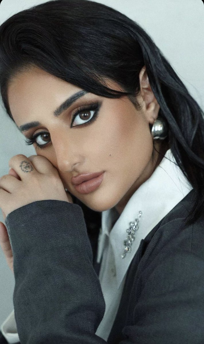 قورجس tweet media