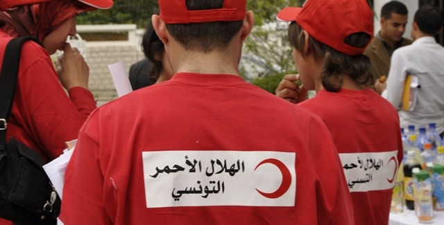 #Tunisia: teams of the #Tunisian Red Crescent have been sent to #BenGuerdane from Sunday to check on the health of irregular migrants stranded on border, said its spokesperson, adding some 200 migrants have shown a willingness to return to their homelands. tinyurl.com/2p8ah4mp