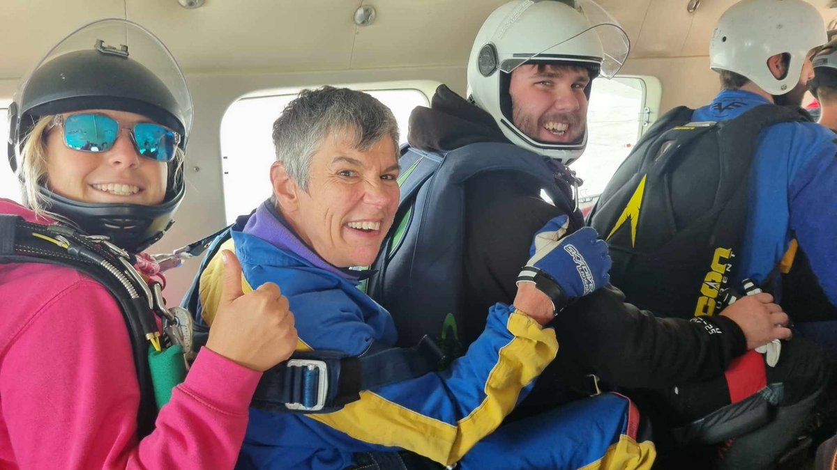 Annalu Waller tweet media