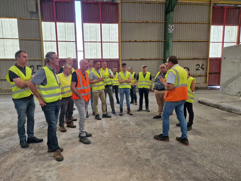 [ACTU • ATENA] 

ATENA a été ravie de recevoir des conseillers d’exploitation d’ <a href="/OcealiaGroupe/">Océalia</a> et <a href="/FertiLine1/">FERTILINE</a> pour une visite des installations, ainsi que la présentation de la nouvelle unité de mélange et d’imprégnation ATLAS !