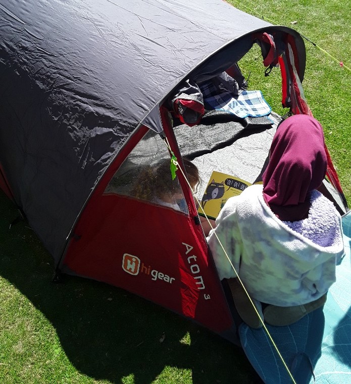 It was great fun inside the tent and a perfect place to sit quietly and enjoy a book. There were lovely opportunities for older children to read to younger ones. #hospitaleducation #readingforpleasure #anythingispossible @SheffChildrens @JG_Hospitalhead @NexusMat