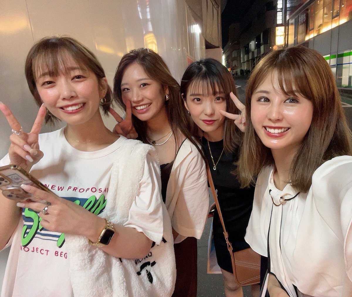 jurapon_0310's tweet photo. こないだ!久しぶりに会えたよ〜🥹💓
同期〜!!!🤘🏻🌺
#Passion2016 https://t.co/so3wd1H82f