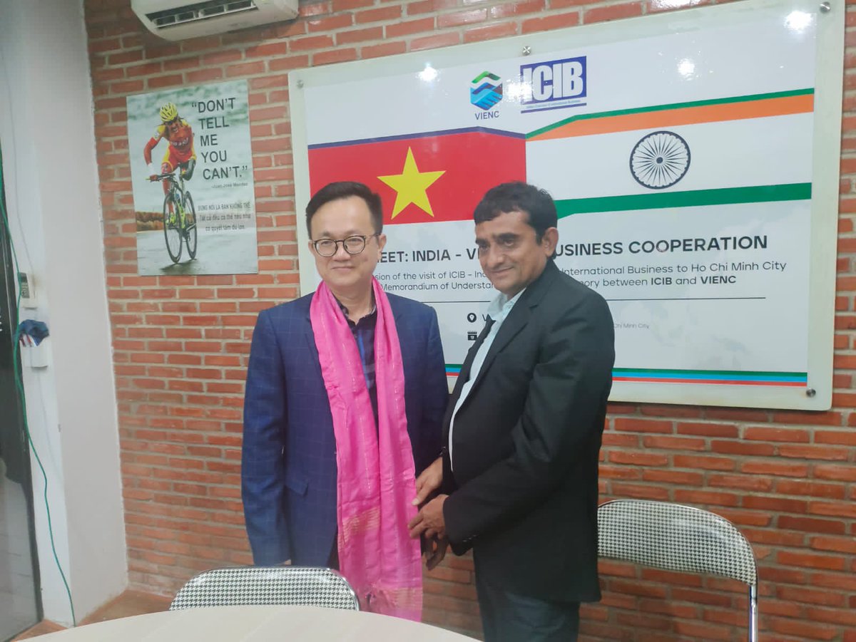 SGCCI_Surat's tweet photo. Announcing the Proud Achievement Through SGCCI Global Connect M84. We are proud to announce the First MOU signed by our esteemed Member Mr. Jaman Ramolia with the Vietnam International Entrepreneur Networking club (VIENC)
#m84sgcci #ExportEvent #ExportExpo #GlobalTrade https://t.co/QwJQqlKY2T