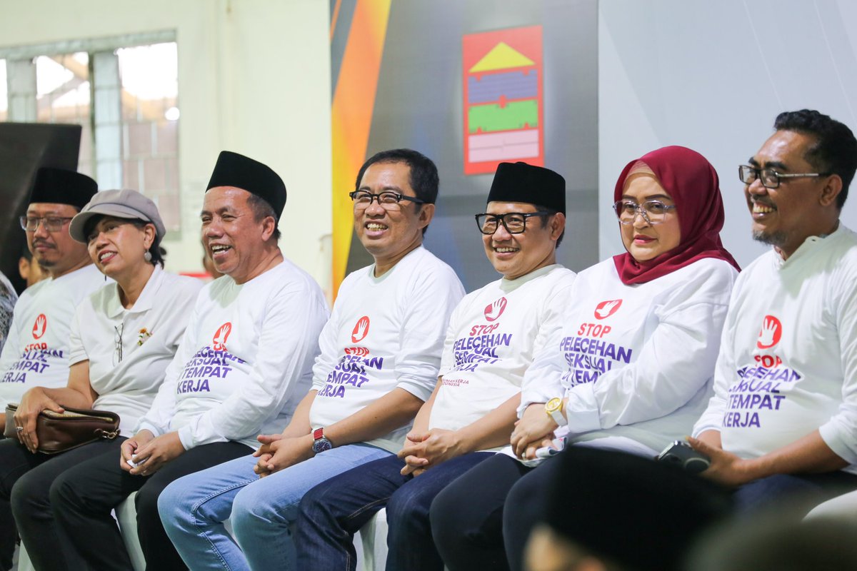 Mayoritas pekerja di pabrik rokok adalah Ibu-Ibu pelinting SKT. Di Sampoerna dan MPS sendiri karyawan SKTnya mencapai lebih dari 55000. Rata-rata berpendidikan remdah (SD-SMP).

Mengutip pernyataan Pak Sudarto, Ketua FSP RTMM SPSI, jumlah anggota RTMM SPSI dari sektor