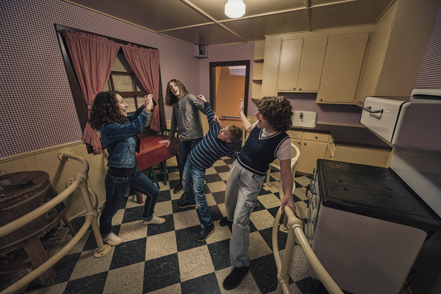 SciTechMuseum's tweet photo. 🍴The #CrazyKitchen is the museum’s original, interactive experience – dating back to 1967 when the doors opened! Drop a 👍 or a 😵 in the comments if you have ever taken a dizzying walk through this space!
Book your tickets to see this iconic space: https://t.co/zyqg77TVgi https://t.co/UX2o0NBS38