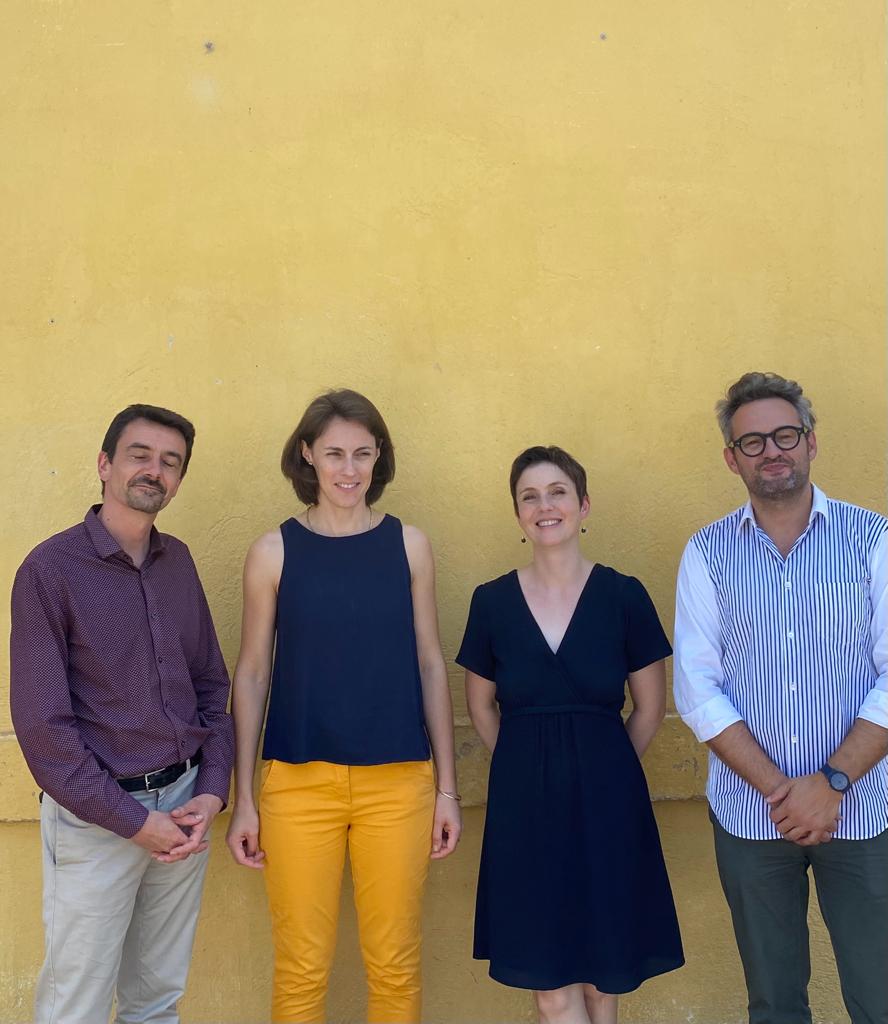 Les Forces Musicales (@forcesmusicales) on Twitter photo Après 4 années de mandat engagé, clôturées par une mobilisation d’ampleur pour faire vivre l’exception musicale française, @Aline_SamGiao et Loïc Lachenal passent le flambeau à <a href="/ClaireRoserot/">ClaireRoserotdeMelin</a> et David Olivera pour la présidence du syndicat ! Félicitations 👏 Après 4 années de mandat engagé, clôturées par une mobilisation d’ampleur pour faire vivre l’exception musicale française, @Aline_SamGiao et Loïc Lachenal passent le flambeau à <a href="/ClaireRoserot/">ClaireRoserotdeMelin</a> et David Olivera pour la présidence du syndicat ! Félicitations 👏