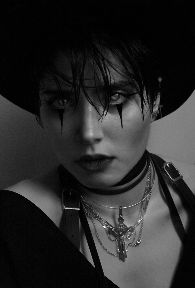 Good night photographers and creators and collectors

🔥🖤EVIE🖤🔥

From NOIR collection 🔥

6/10🔥

Price : 10 $XTZ 🔥