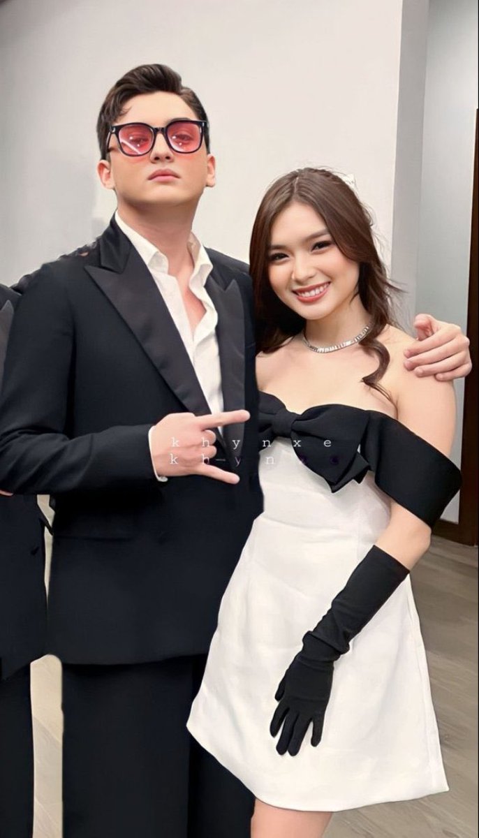 titasoffranseth's tweet photo. bakit 🤸‍♀️ bagay 🤸‍♀️ na 🤸‍♀️ bagay 🤸‍♀️ ang 🤸‍♀️ mga 🤸‍♀️ beshy 🤸‍♀️ ko 🤸‍♀️ na 🤸‍♀️ yan 

#FranSeth https://t.co/5Bf0bTS8xz