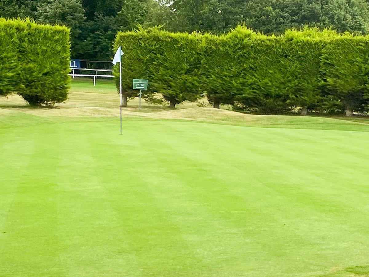 Nothing better than a fresh cut!

#golfclub #golf #golfnews #sports #photography #views