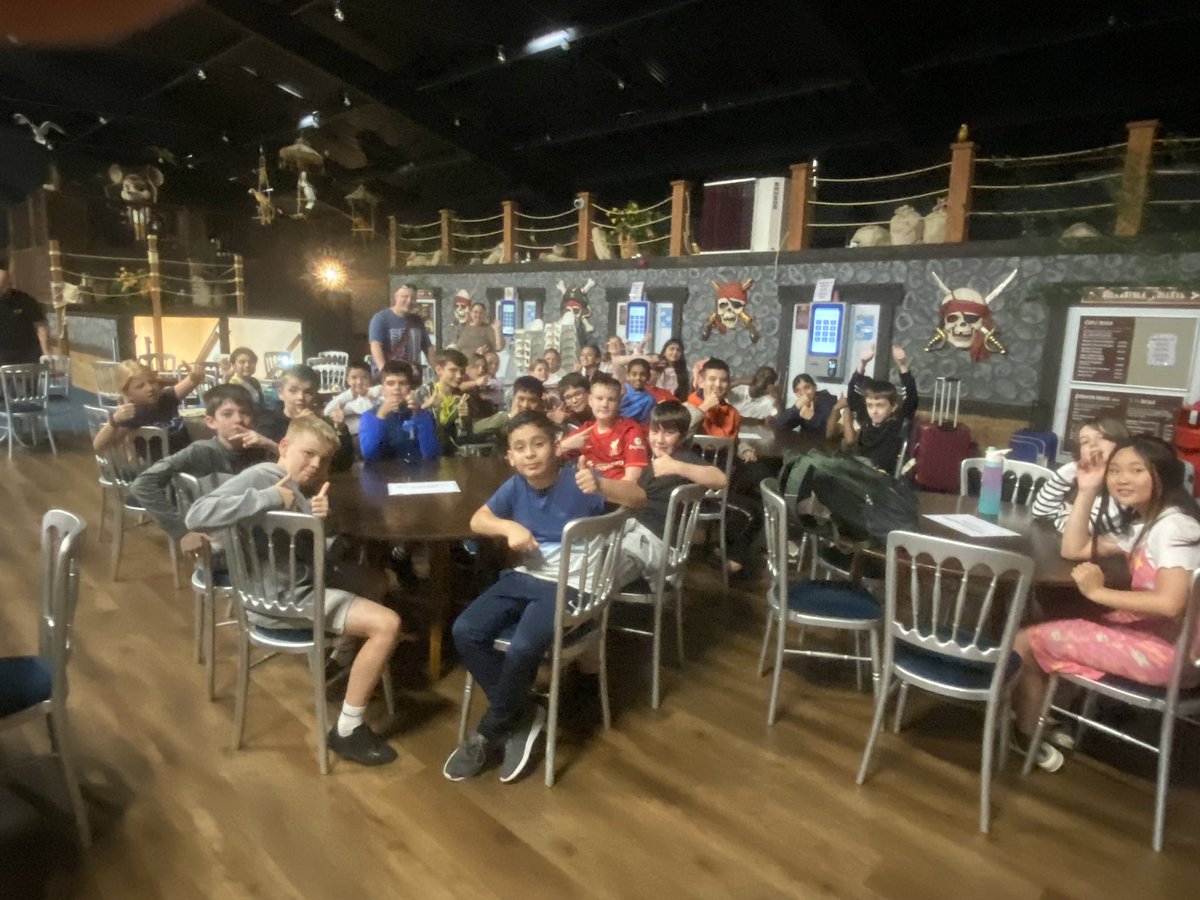 HexthorpePri's tweet image. We’ve arrived at Gullivers and are waiting to be allocated our  rooms #residential #Unity産業DX