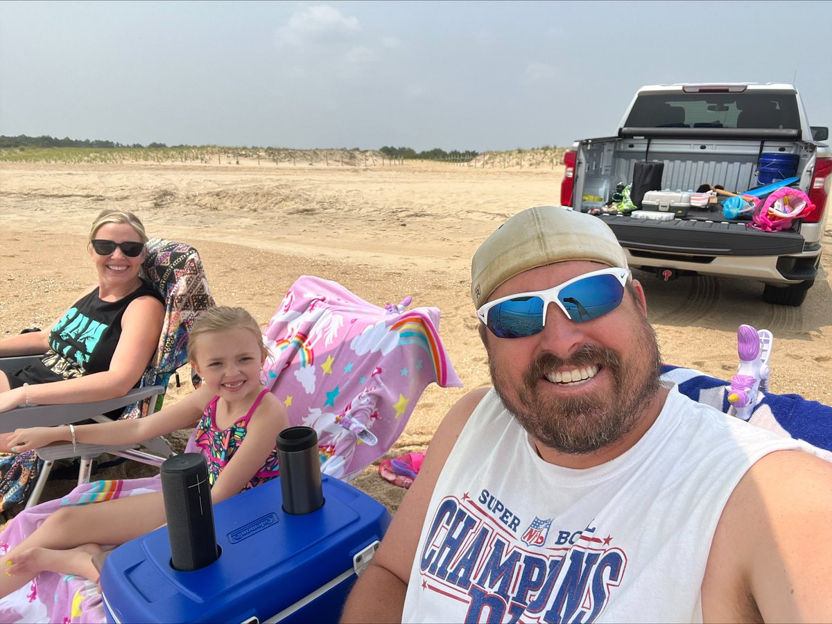 JayBastianelli's tweet photo. @MrNewcott has spent most of his time at the beach with his family.  They enjoying driving on, going to local restaurants, and enjoying time with friends.  He also found time to go golfing with other HB teachers and alum!  #warriorstrong https://t.co/JJni1DowMH