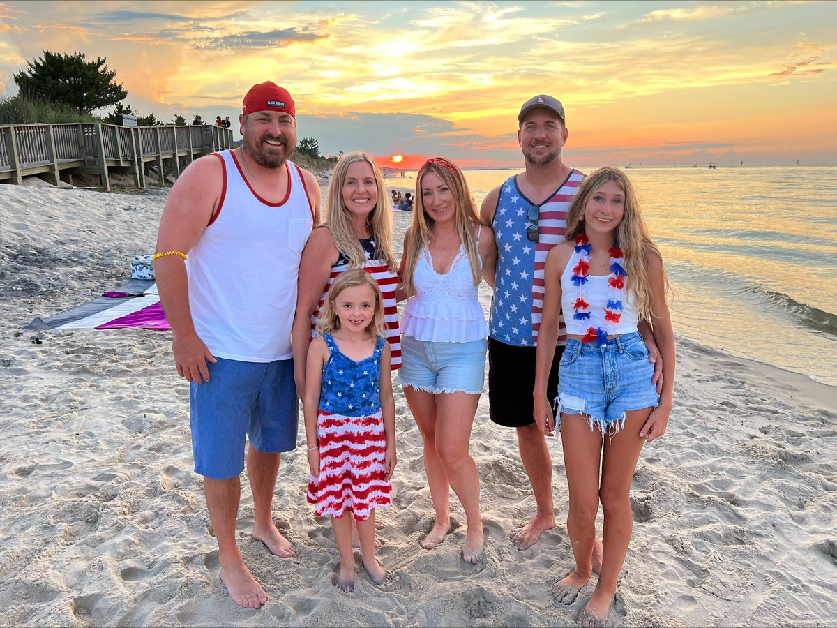 JayBastianelli's tweet photo. @MrNewcott has spent most of his time at the beach with his family.  They enjoying driving on, going to local restaurants, and enjoying time with friends.  He also found time to go golfing with other HB teachers and alum!  #warriorstrong https://t.co/JJni1DowMH