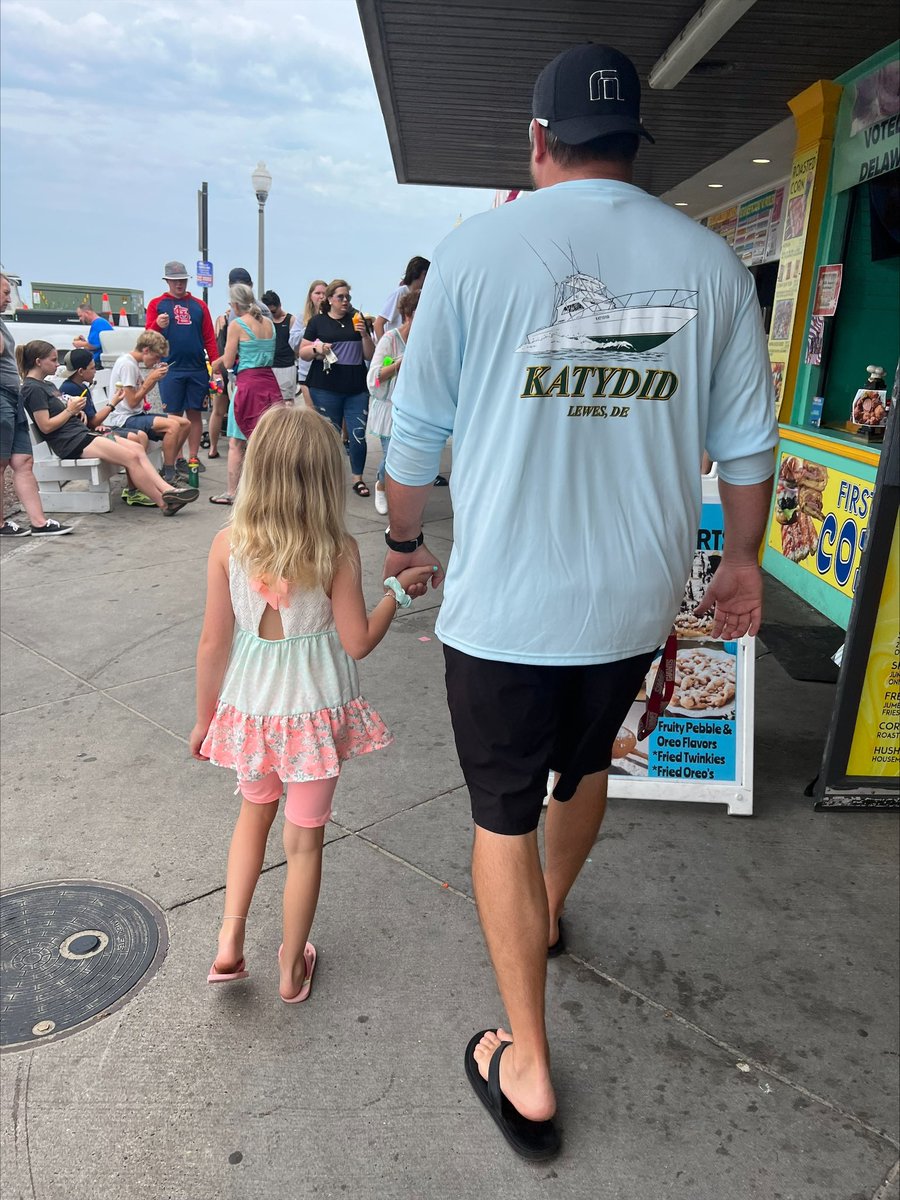 JayBastianelli's tweet photo. @MrNewcott has spent most of his time at the beach with his family.  They enjoying driving on, going to local restaurants, and enjoying time with friends.  He also found time to go golfing with other HB teachers and alum!  #warriorstrong https://t.co/JJni1DowMH