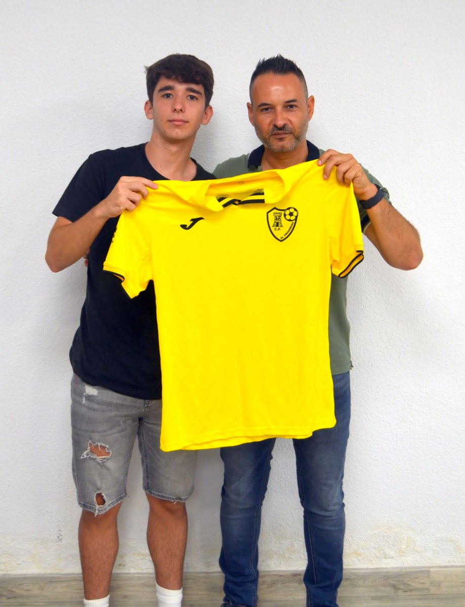 cfprogreso's tweet photo. RENOVACIÓN ‼️Liga Nacional 💛

Javier Andreu seguirá otro año más en el club y es el que más temporadas lleva. 

Un centrocampista de mucho trabajo.

#SIEMPREDELBARRIO
#CFSPROGRESO

🟡⚫️ https://t.co/5u3jAKfpic