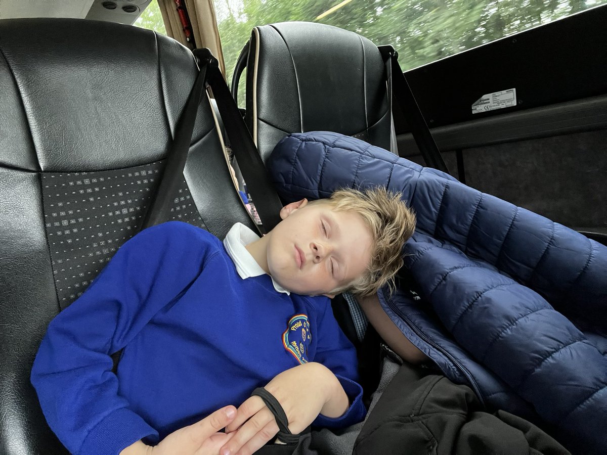 We have some very tired children on the journey home 😴