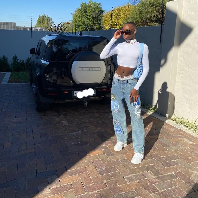 OratileJunior6's tweet photo. #NewProfilePic

Beauty and Confidence Costs a lot 💥 https://t.co/Rl1091dZU0