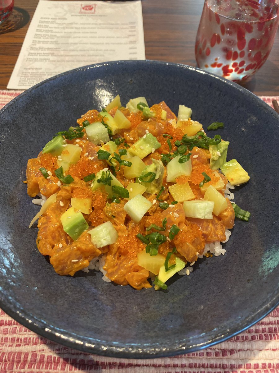 marv_yuka's tweet photo. 機材買ってくれたハイアットのシェフがご馳走してくれた……😭やさ https://t.co/suPcoCXnsr