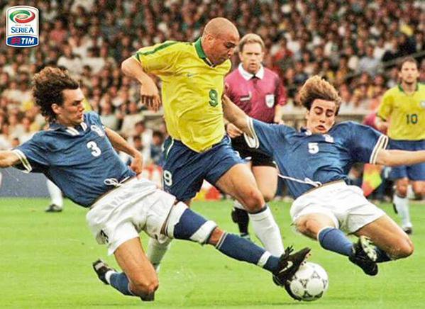 90s Football tweet media