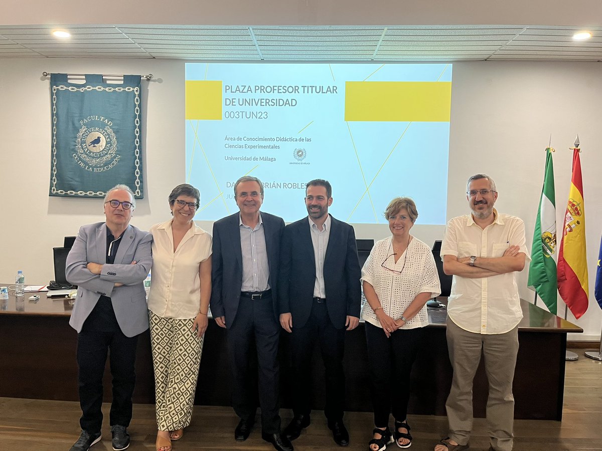 Nuevo titular de universidad en <a href="/InfoUMA/">Universidad de Málaga</a> 
Enhorabuena <a href="/danielcebrianr/">Daniel Cebrián</a> y a todo el grupo <a href="/EncicGroup/">Encic</a> <a href="/QEncic/">QSV ENCIC</a>