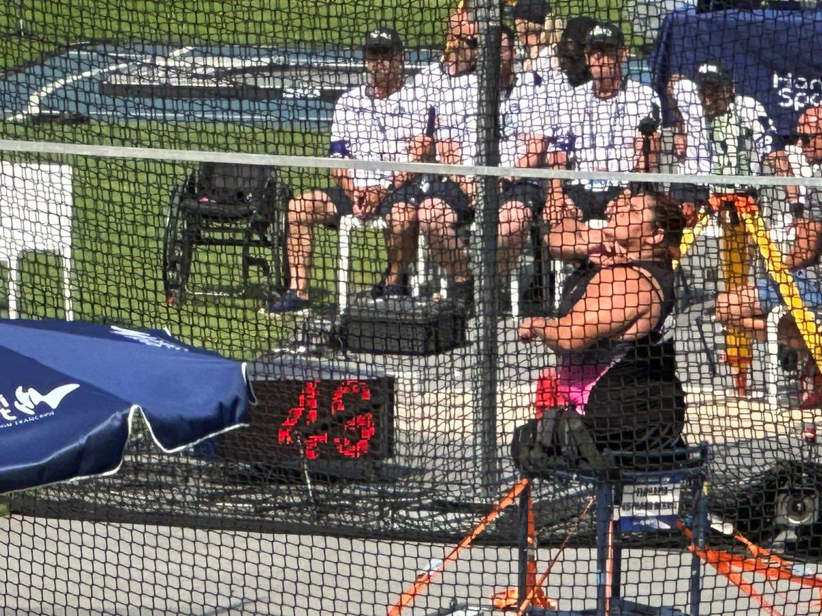 COPAME's tweet image. 🇲🇽🥉MEDALLA DE BRONCE  Y PLAZA PARA MÉXICO🇲🇽 🥉

Floralia Estrada, obtiene medalla de bronce🥉 y plaza para México en el @wpaparis23, en
Lanzamiento de Disco, clasificación F57, con una marca de 30.49.

¡Felicidades, Floralia! 🇲🇽🏅

#InspirandoyTransformandoMéxico🇲🇽