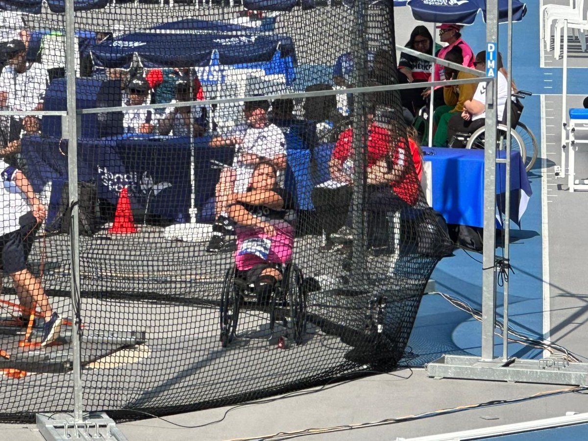 COPAME's tweet image. 🇲🇽🥉MEDALLA DE BRONCE  Y PLAZA PARA MÉXICO🇲🇽 🥉

Floralia Estrada, obtiene medalla de bronce🥉 y plaza para México en el @wpaparis23, en
Lanzamiento de Disco, clasificación F57, con una marca de 30.49.

¡Felicidades, Floralia! 🇲🇽🏅

#InspirandoyTransformandoMéxico🇲🇽