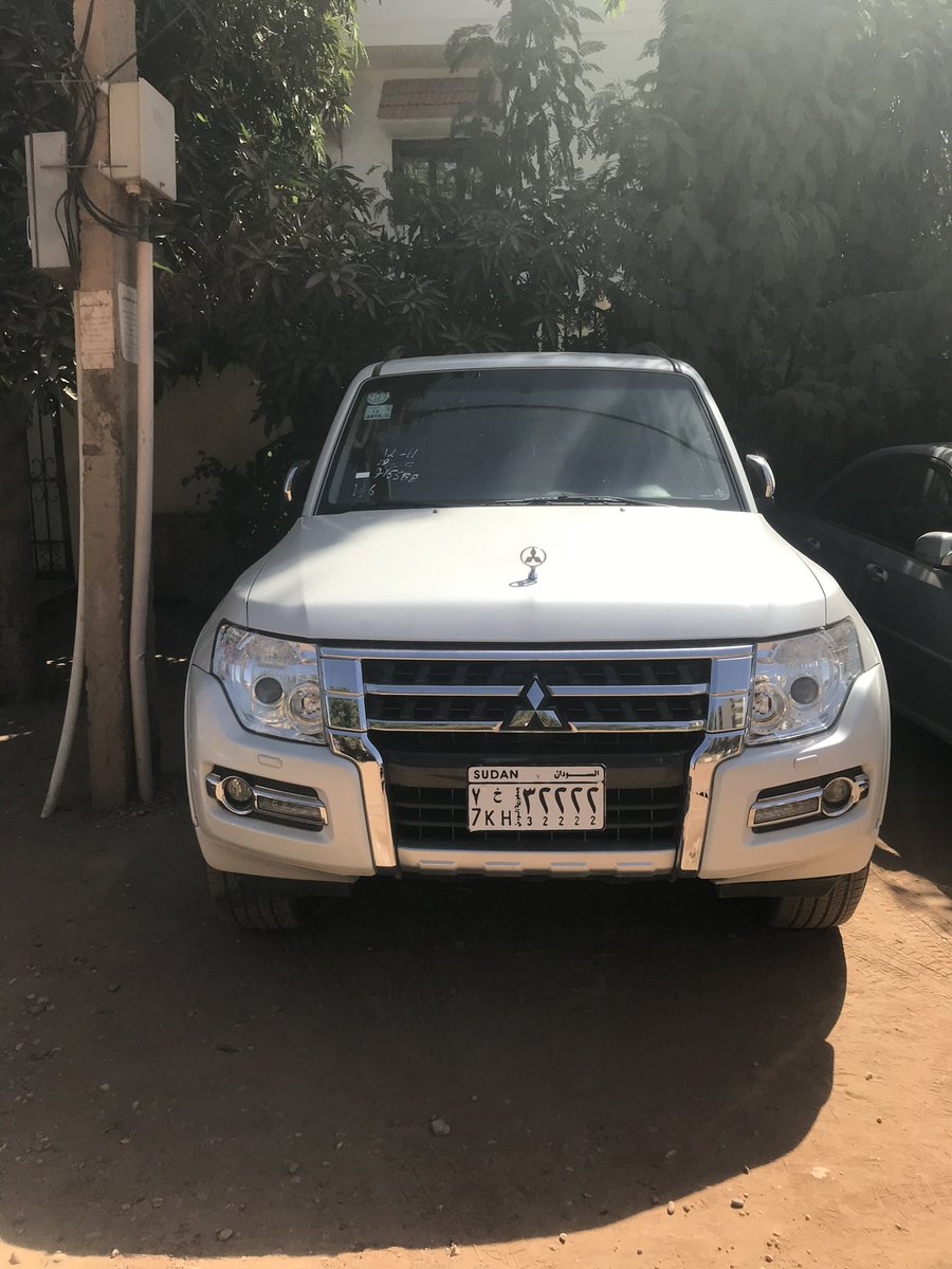 mohammed_balal's tweet photo. #عربية_مفقودة
تمت سرقة عربية من بيتنا في الرياض شارع ١١٢
نوع العربية : Mitsubishi Pajero 2016 
رقم اللوحة: ٧خ ٣٢٢٢٢, 7Kh 3222

واتساب: 
00249900250080
00966561944478
00447448822823 https://t.co/JMYFnv3O0P