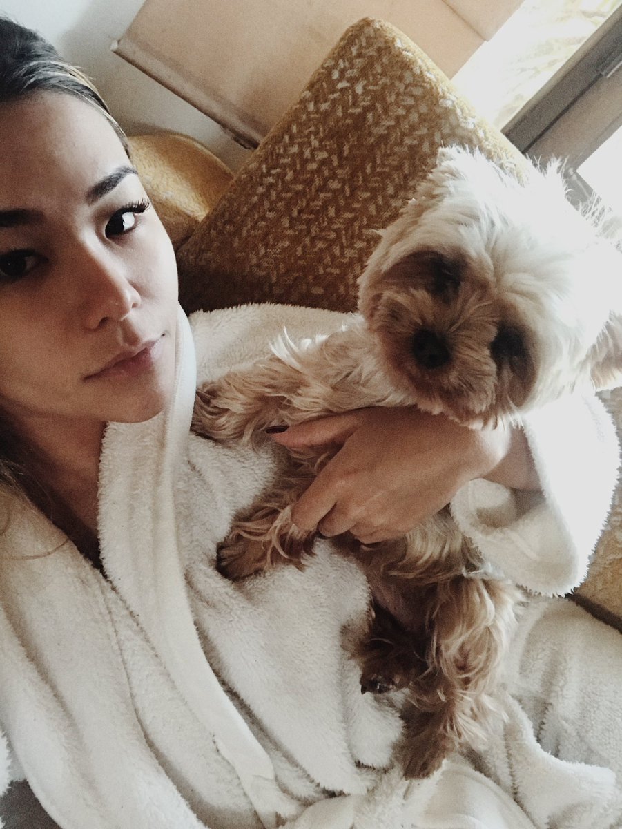 maripilidelac's tweet photo. Los perros deberían ser eternos. Estoy convencida que son el amor más puro. Te voy a extrañar, Mila. https://t.co/xoqf8kEuuA