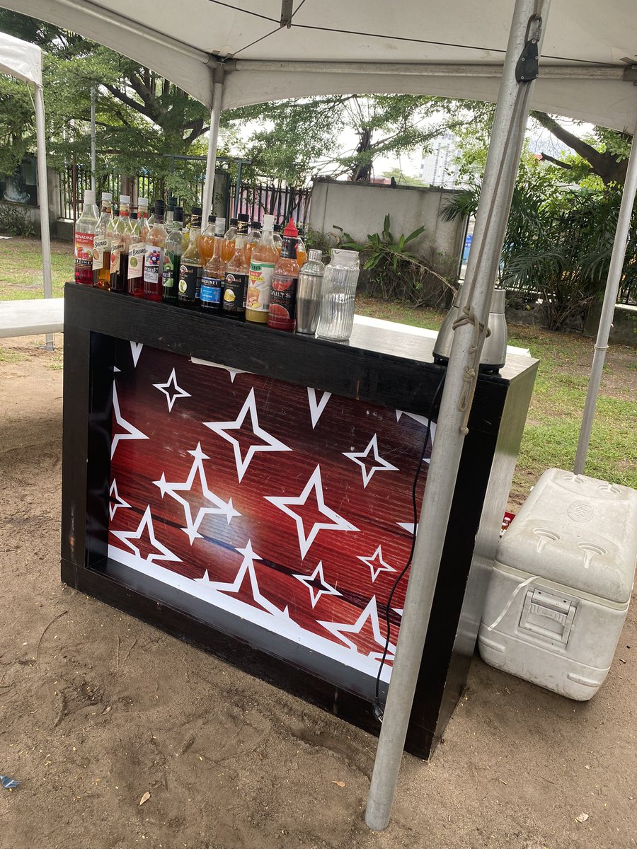 waheed_coded's tweet photo. @OgbeniDipo Drinks and Cocktails for events 
Based in Lagos buh we travel to anywhere in Nigeria 
N1,200 per cup of Mocktails/Mocktails 
Call/Watsapp 09067087891 https://t.co/KrxeQ4HxM1