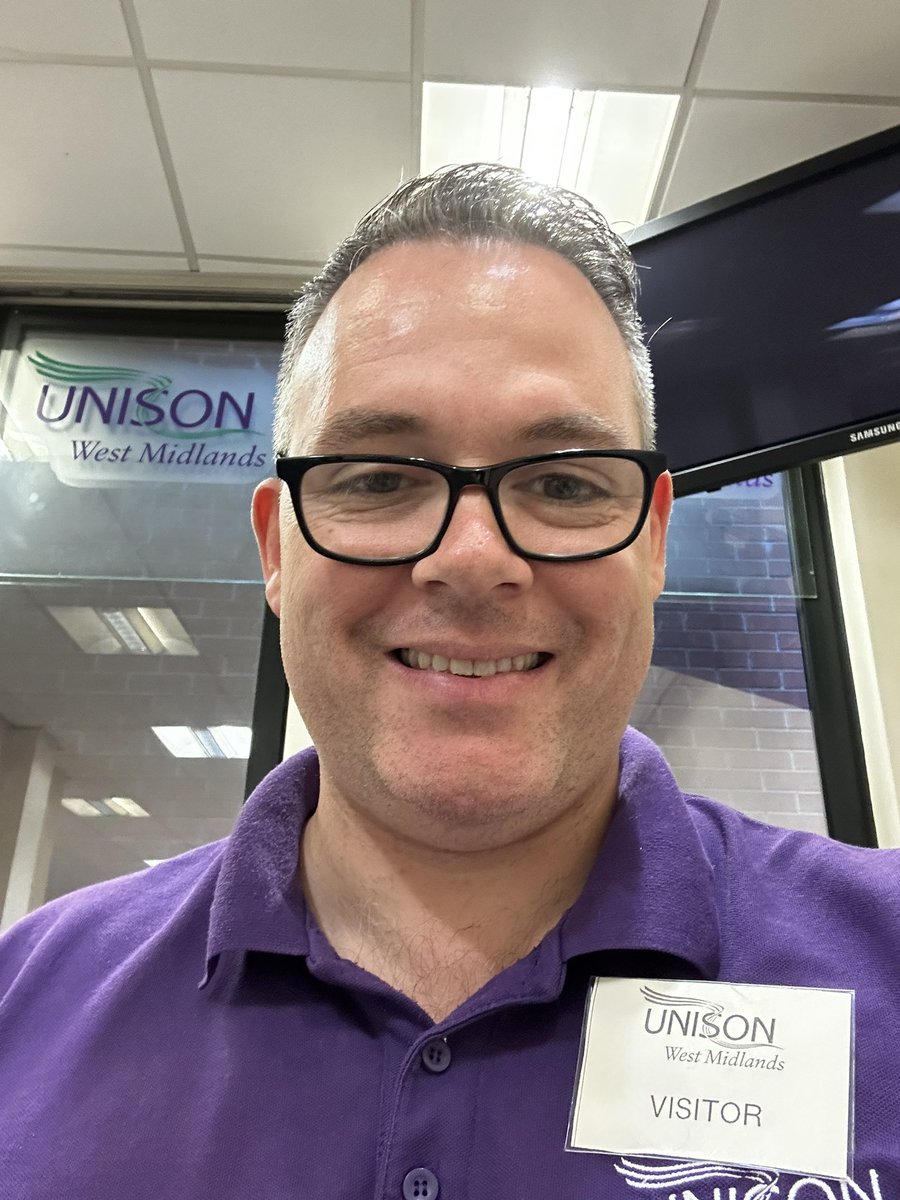 BranchSecWMP's tweet photo. I am on the ‘Supporting Reps Well-being-being’ Course at Regional Office today, so our reps can continue to represent our members effectively #lookingafteractivists #Representingmembers #UNISON https://t.co/UM63l6LOeM