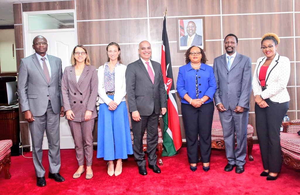 AnneWaiguru's tweet photo. Met with the @WorldBank team led by Mr. Malik where we discussed areas of partnership with County Govts to strengthen the implementation of Social Protection programs. 

Areas of collaboration include policies review, capacity building through technical & vocational training, financial aid to facilitate sch feeding prog and cash transfers, among others. 
This will not only narrow the vulnerability gap but also move more Kenyans to productivity. @KenyaGovernors