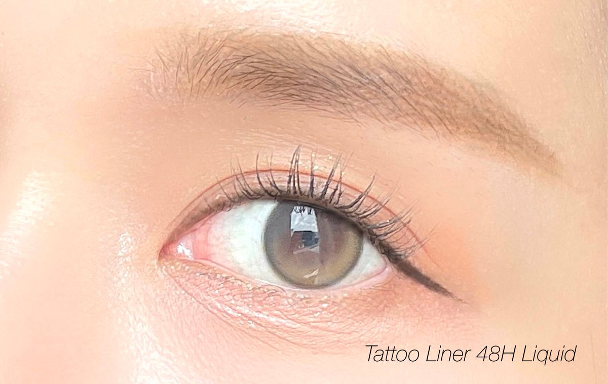 ttarntalzonel's tweet photo. ส่วนตัวเป็นคนเปลือกตามันมากๆแต่ตัวนี้เอาอยู่ Tattoo Liner ของ Maybelline ติดทนมากเปลือกตามันตกเย็นยังอยู่อ่ะ นี่ใช้สลับกัน2ตัวเลย liquid pen เส้นคมหัวเล็กกรีดง่าย ตัว dip-in หัวพู่กันจะสีเข้มดำสนิทได้ความคม แห้งไวเส้นสวยเหมือนกัน ทนทั้งคู่👍🏻✨ https://t.co/W64Knt2BKi