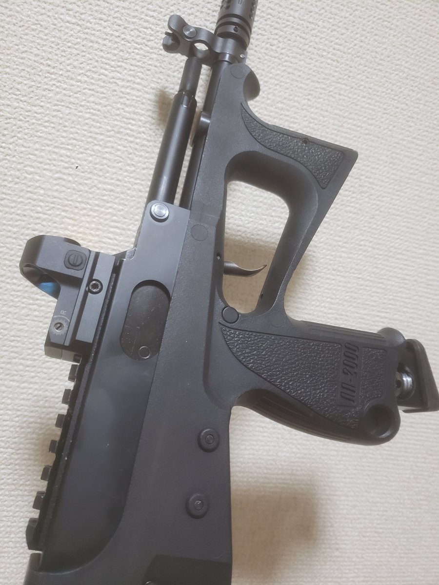 mkamon6's tweet photo. やっぱりかっこいいなぁ。
ホールドオープン時、マガジンのフォロワーが直接ボルトを止めるんです。
だから半開です。
(実銃は知らん。)

ふむ…

#PP2K
#PP2000 https://t.co/gtrvf1cPu2