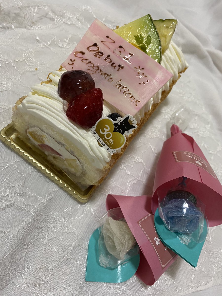 M_matthew_E's tweet photo. デビューおめでとう🎉🎉🎉
これからもいろんなメテュが見れるの楽しみ😊
デビューショーケースでは、悲鳴あげました🤤🤤🤤🤤
ありがとう🤭
MATTHEW BLOOMING DEBUT
#TimeToBloomMATTHEW
#SEOKMATTHEW #석매튜
#DayOneWithZB1
#ZB1デビューおめでとう https://t.co/2gIe0iUhy0