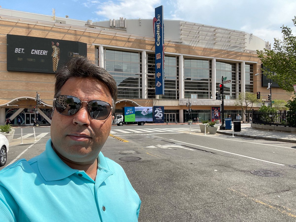 Firasatnadeem's tweet photo. #Light_Blue T-Shirt at @CapitalOneArena Washington D.C.

#عمران_تو_ہوگا
 #Dollar 
#shahmehmoodqureshi
#SindhGovt https://t.co/g2qmn3ikF1