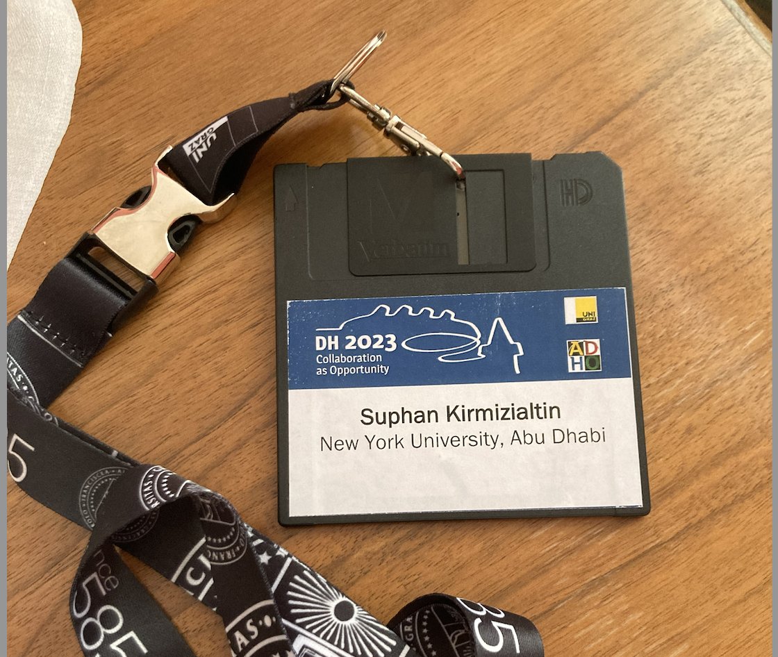 Clever little badge, reminded me of many a terrifying moment when I thought I had lost my final paper forever and that I needed to rewrite it...#DH2023