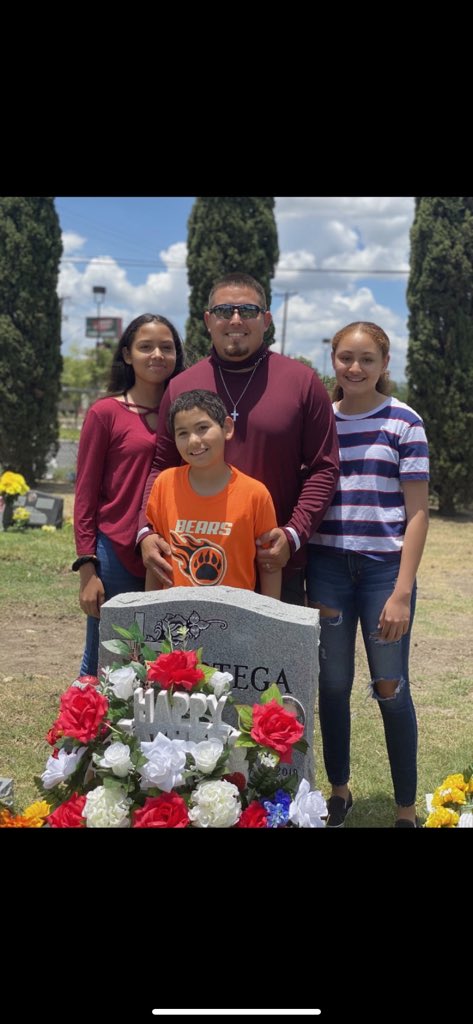 God has blessed me 41 yrs on this Mother Earth 🌍. Appreciate my wife and kids. I’ve had alot of highs and some lows in this lifetime, but keeps on getting better as time goes on. Appreciate all my family, friends and coaching buddies that I’ve crossed paths with. Cheers to 41 🧉