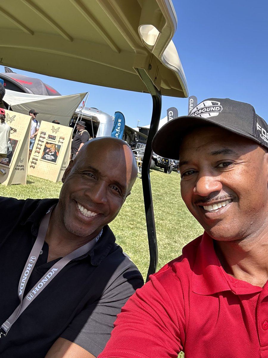 Was great meeting Barry Bonds this weekend at @OverlandExpo I hope his next build will be with @DiodeDynamics